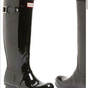 Glossy black hunter rain boots